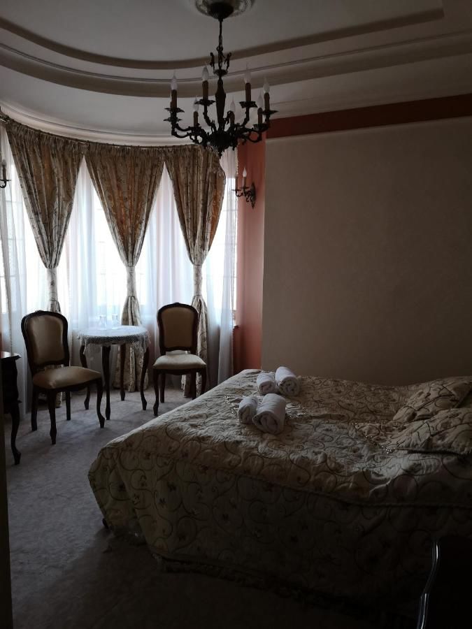 Отели типа «постель и завтрак» Hotel Restauracja Karkonosze Милкув-13
