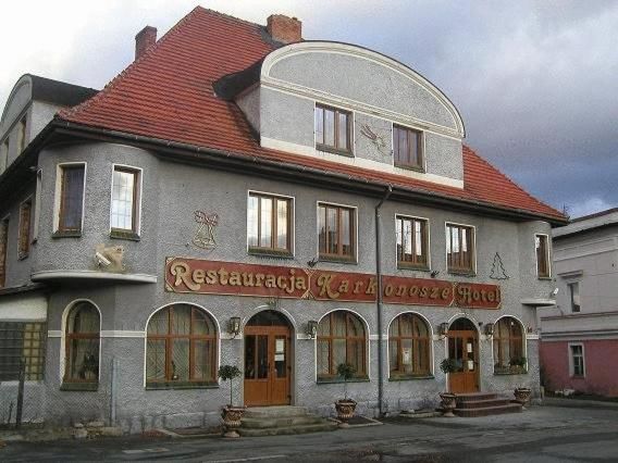 Отели типа «постель и завтрак» Hotel Restauracja Karkonosze Милкув-14