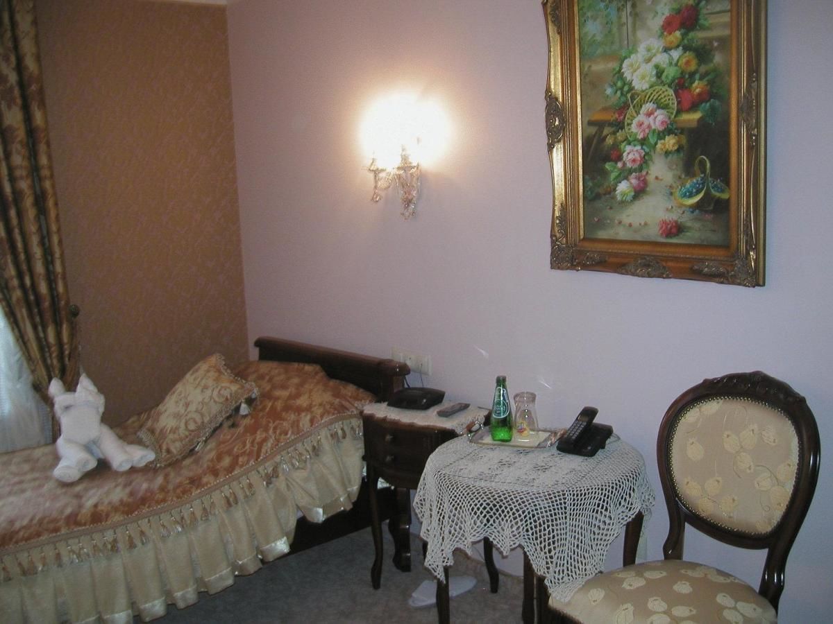 Отели типа «постель и завтрак» Hotel Restauracja Karkonosze Милкув